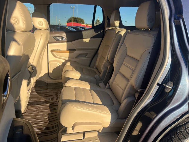 2019 GMC Acadia Denali