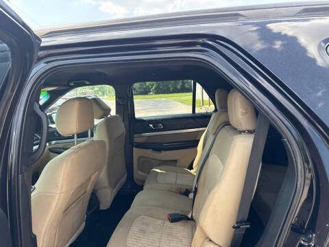 2017 Ford Explorer