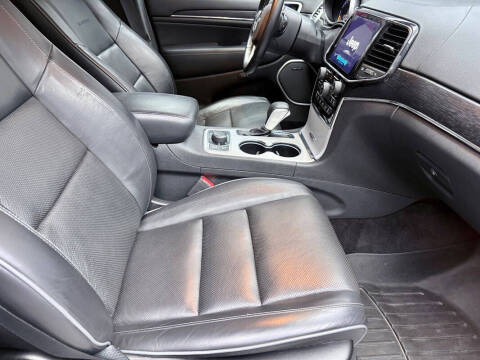 2019 Jeep Grand Cherokee Summit