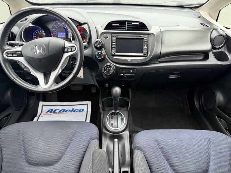 2012 Honda Fit Sport w/Navi