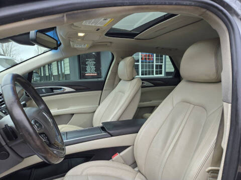 2017 Lincoln MKZ Reserve