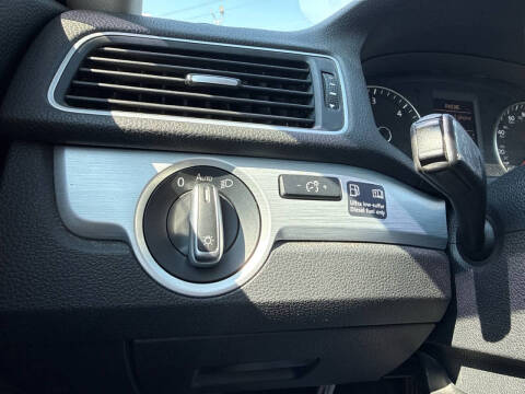 2012 Volkswagen Passat