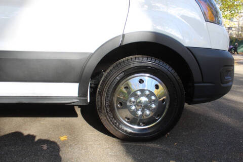 2024 Ford Transit 250