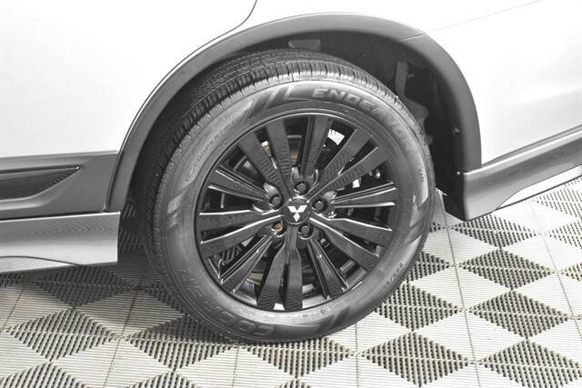 2020 Mitsubishi Outlander Special Edition