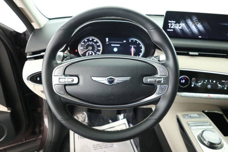 2022 Genesis GV70 2.5T Standard