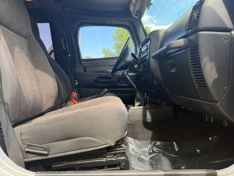 2005 Jeep Wrangler SE