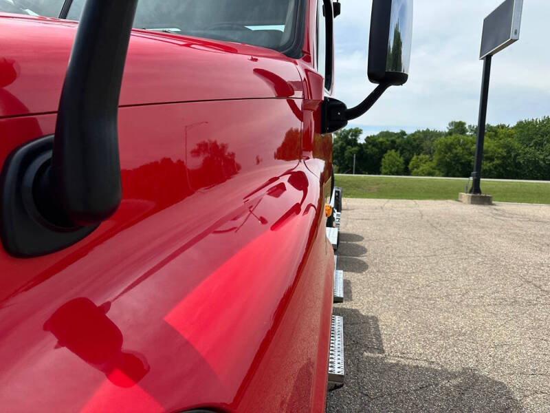 2017 Freightliner Cascadia