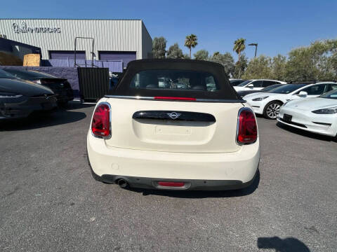 2019 MINI Convertible Cooper