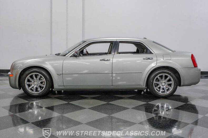 2005 Chrysler 300 C