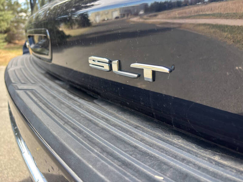 2024 GMC Yukon SLT
