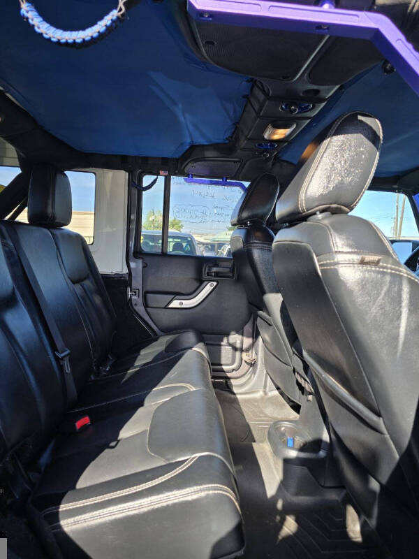 2016 Jeep Wrangler Unlimited Sahara