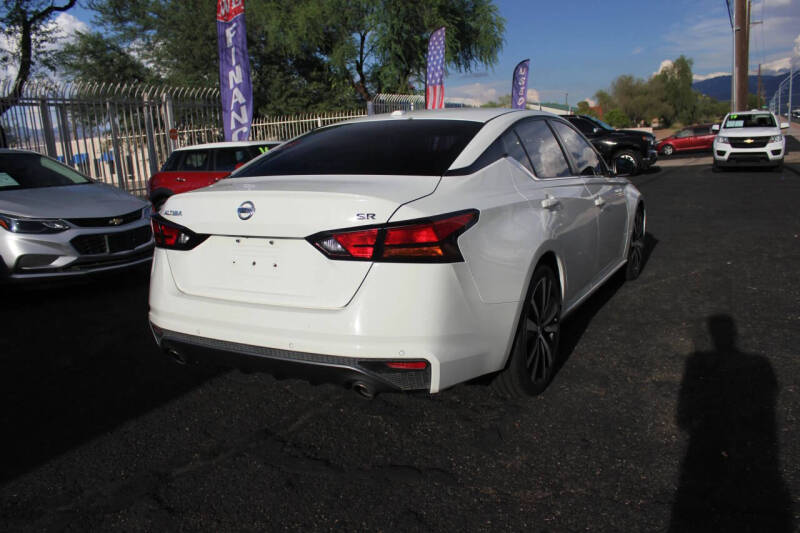 2020 Nissan Altima 2.5 SR