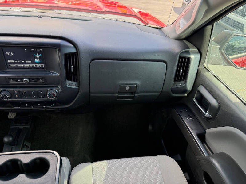 2017 Chevrolet Silverado 1500 Custom
