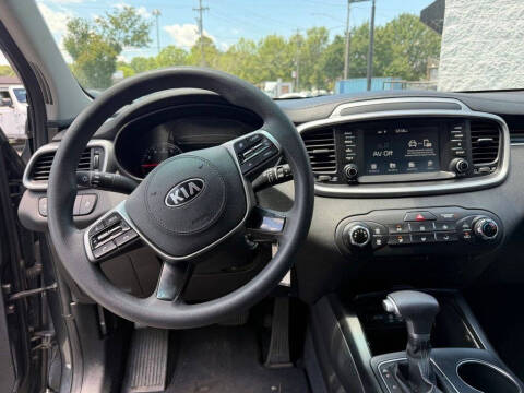 2020 Kia Sorento LX V6