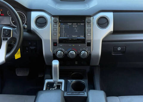 2016 Toyota Tundra SR5