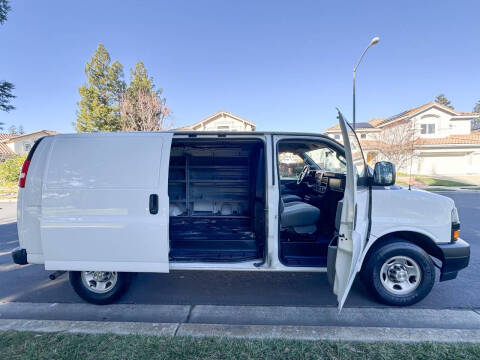 2021 Chevrolet Express 2500