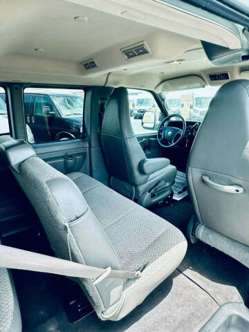 2023 Chevrolet Express LT 3500