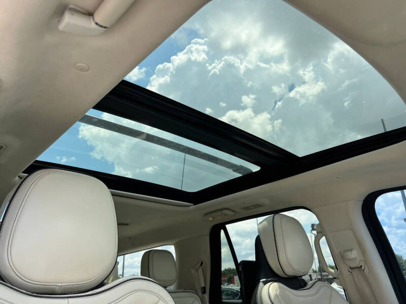2020 Lincoln Navigator L Black Label