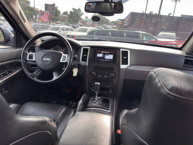 2009 Jeep Grand Cherokee SRT8