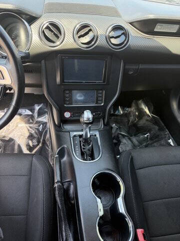 2016 Ford Mustang V6