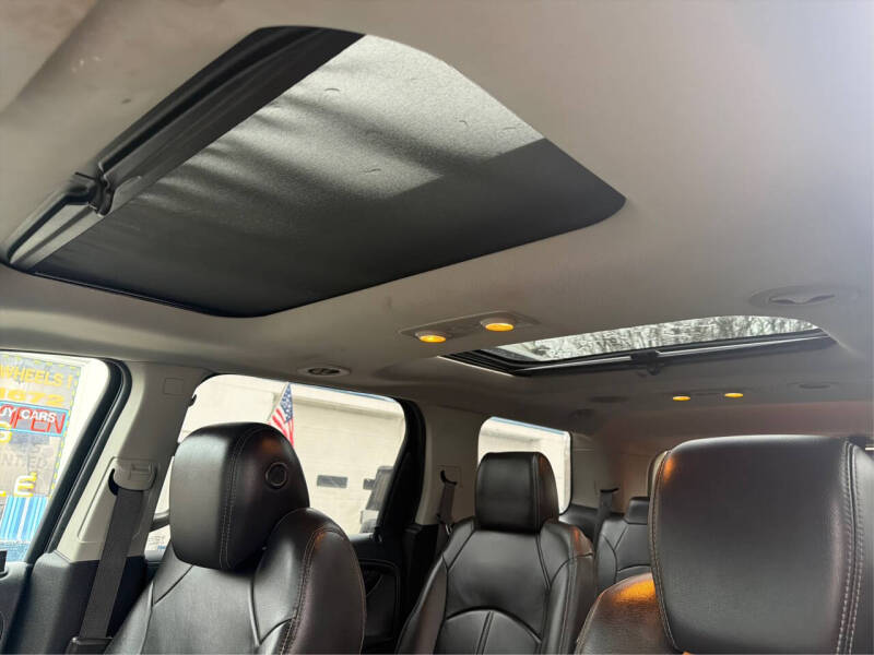 2016 GMC Acadia SLT-1