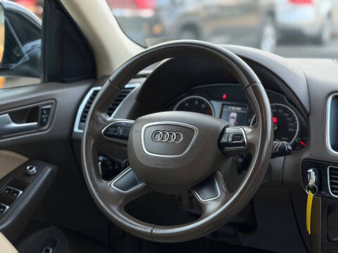 2013 Audi Q5 2.0T quattro Premium Plus