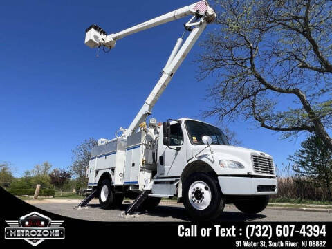 2012 Freightliner M2 106