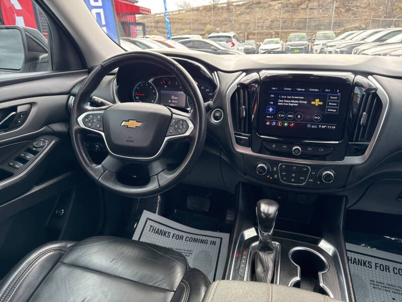 2021 Chevrolet Traverse LT Leather