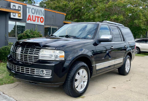 2013 Lincoln Navigator for sale at Town Auto in Chesapeake VA