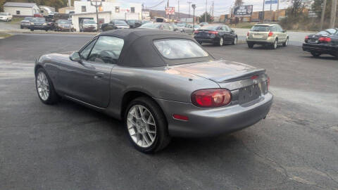2002 Mazda MX-5 Miata SE