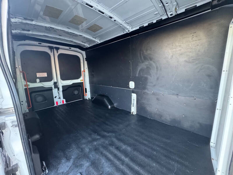 2021 Ford Transit 250
