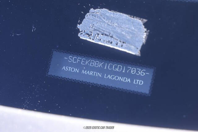 2012 Aston Martin V8 Vantage Roadster