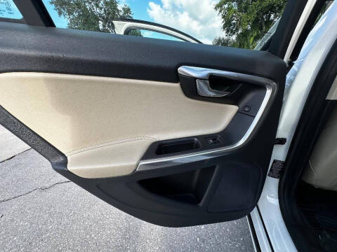 2017 Volvo S60 T5 Dynamic