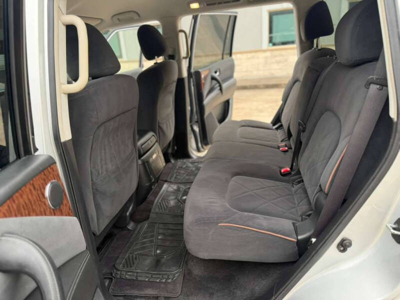 2020 Nissan Armada SV