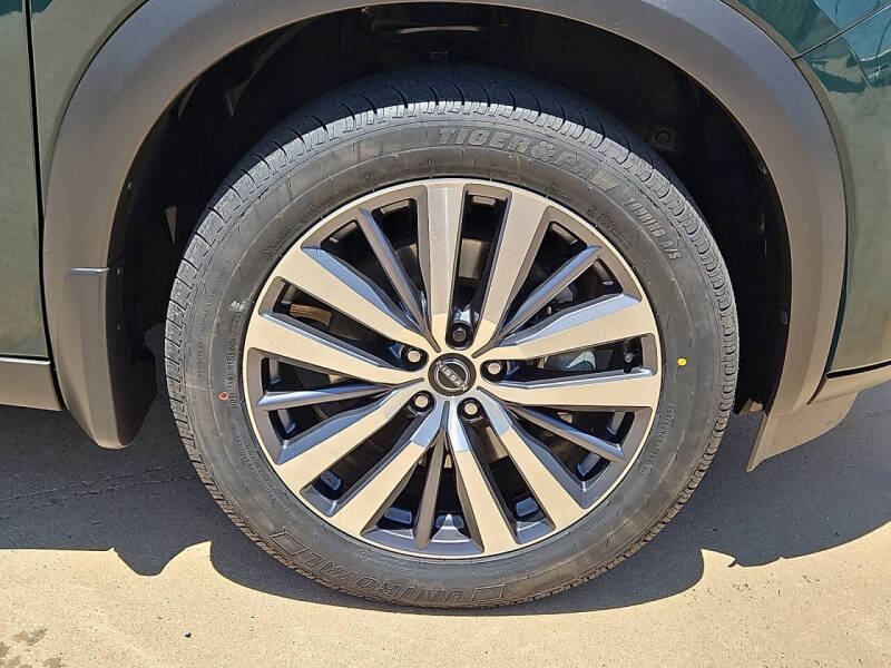 2022 Nissan Pathfinder Platinum