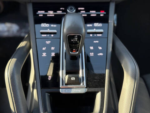 2021 Porsche Cayenne