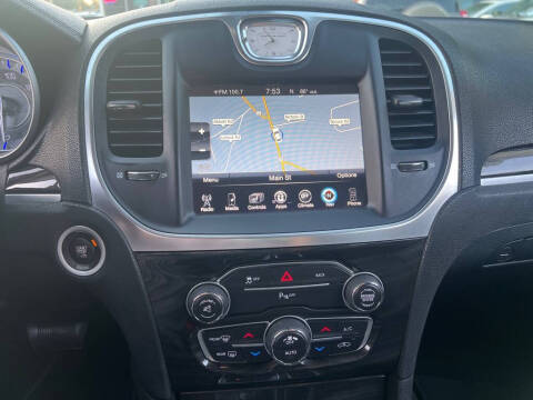 2015 Chrysler 300 Limited