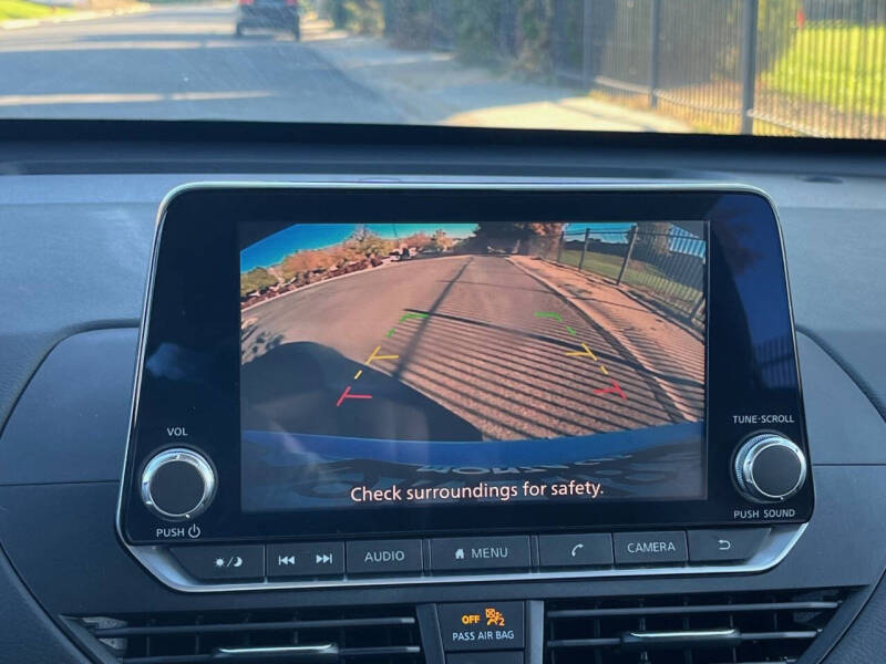 2022 Nissan Altima 2.5 SV