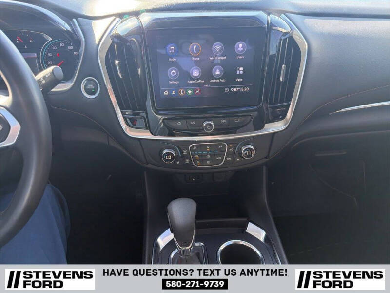 2021 Chevrolet Traverse LT Cloth