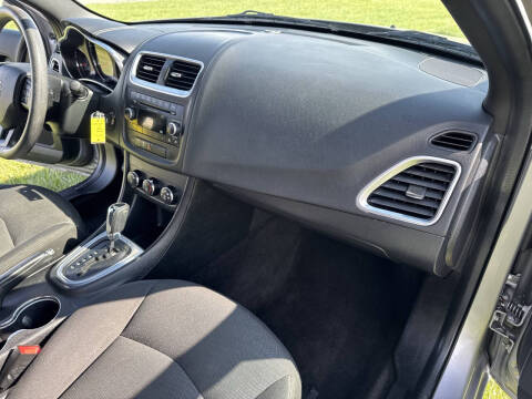 2013 Dodge Avenger SE