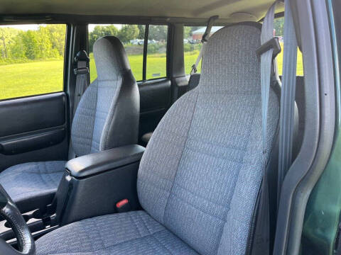 2001 Jeep Cherokee Sport