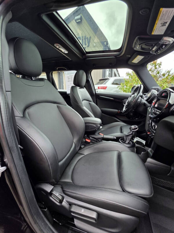 2018 MINI Hardtop 4 Door Cooper S