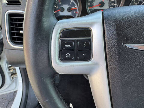 2013 Chrysler 200 Limited