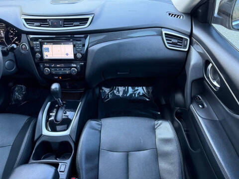 2016 Nissan Rogue SL