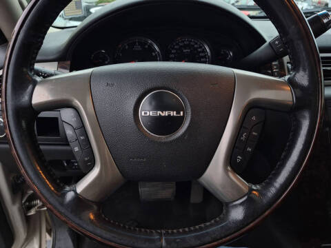 2013 GMC Yukon Denali