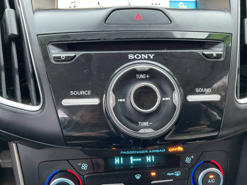 2018 Ford Focus Titanium