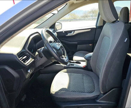 2020 Ford Escape SE
