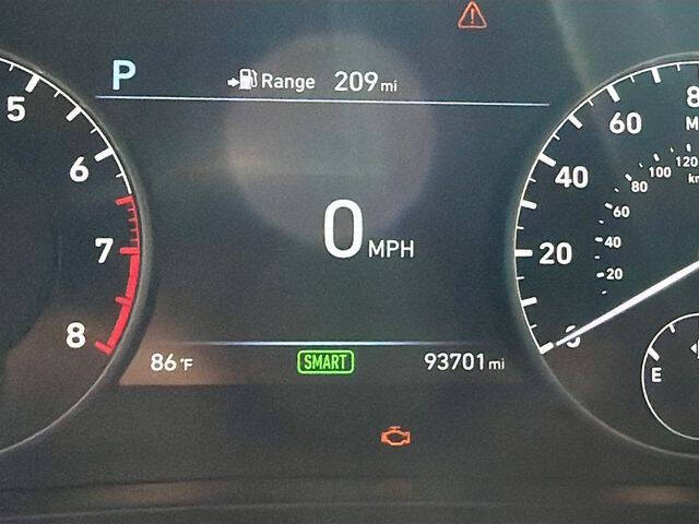 2017 Genesis G90
