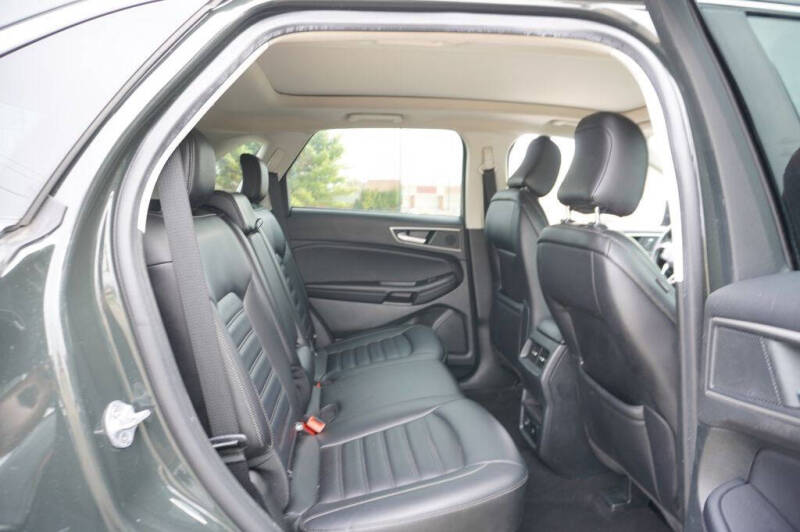 2022 Ford Edge SEL