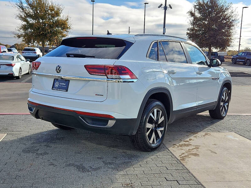 2022 Volkswagen Atlas Cross Sport SE 4Motion